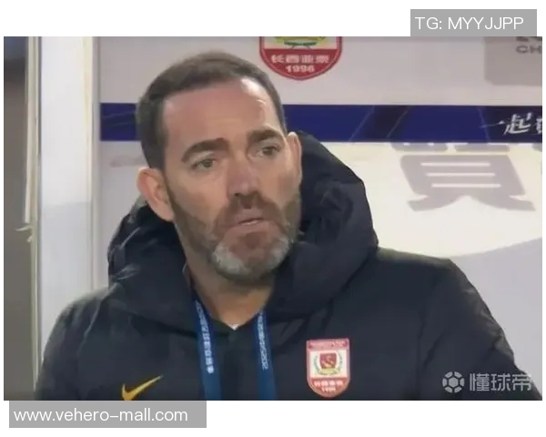 巴萨官方确认苏亚雷斯离队,年薪8000万加盟中超球队 巴萨官方确认苏亚雷斯离队,年薪8000万加盟中超球队