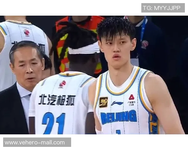 北京男篮外援火线加盟，助力球队冲击季后赛