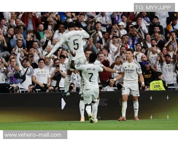 皇马正式宣布C罗将于本周末复出，备战西甲关键战役