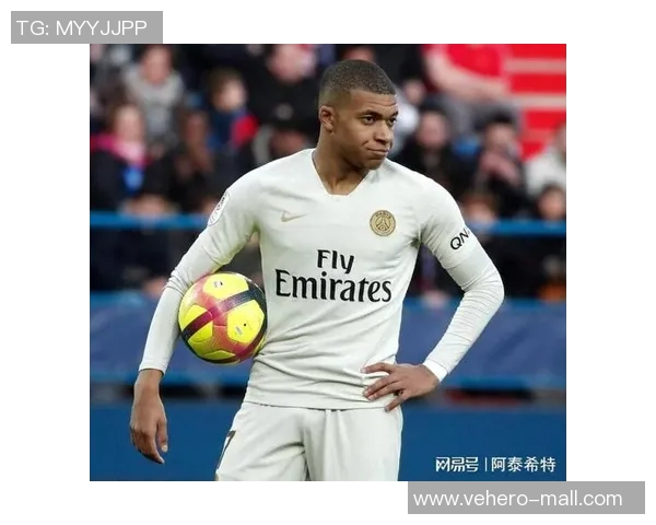 姆巴佩神秘留言：你永远是我的最佳对手，阿尔巴什么也没说，只是微笑